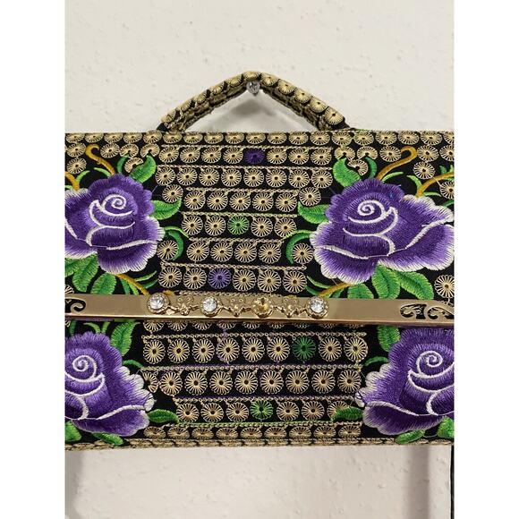 Elegant Black and Purple Floral Shoulder Bag - Picture 6 of 9